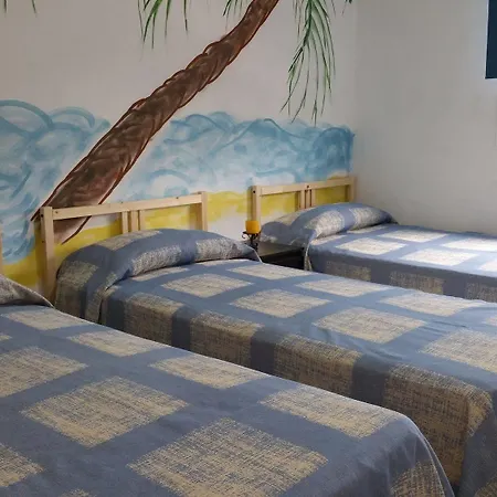 Del Pino Hostel *